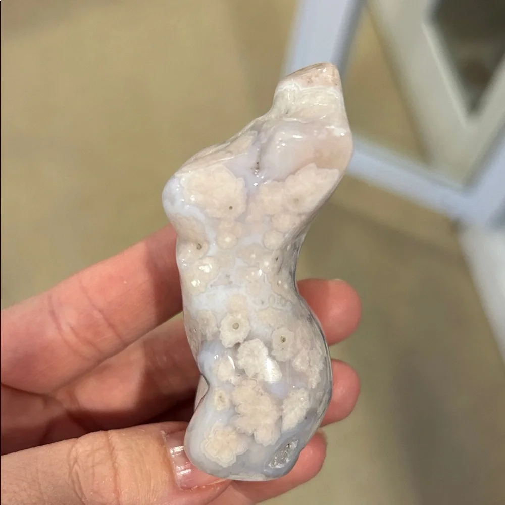 Flower agate crystal Female Torso Sculpture - Picture 2 of 6